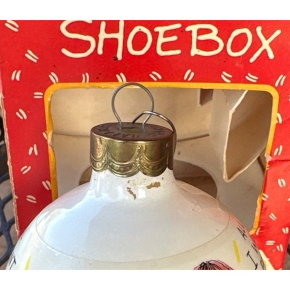 Vintage 1992 Hallmark Cards Mastercard All I Want For Christmas Glass Ornament - Picture 7 of 12